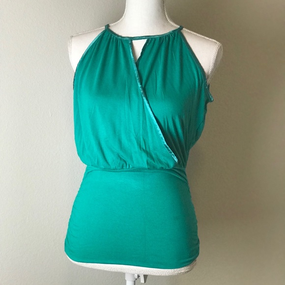 2B Bebe Tops - 🛍2 for $20 2b Bebe | Green Halter Top